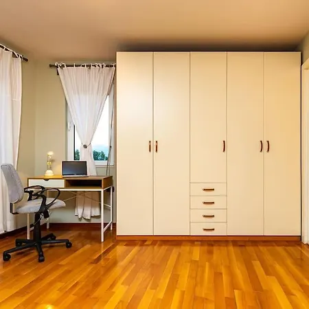 Apartment La Primavera Spacious Plovdiv