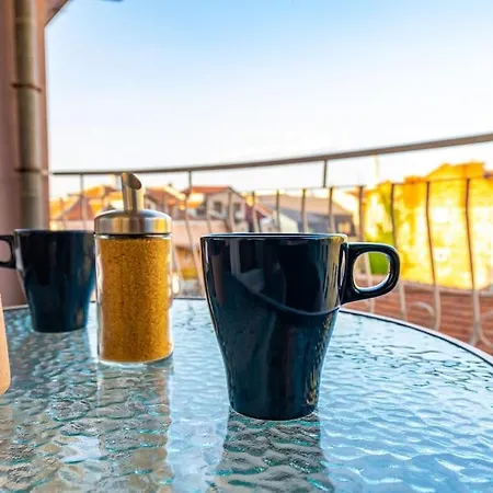 Apartment La Primavera Spacious *