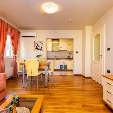 Apartment La Primavera Spacious Plovdiv