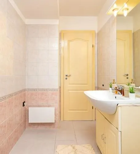 La Primavera Spacious Appartement Plovdiv