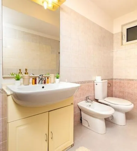 La Primavera Spacious 普罗夫迪夫